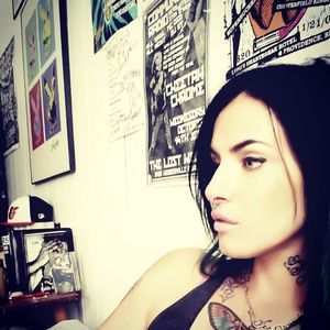 Meet your Posher, Carrie